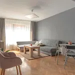 July\'S Comfort Place